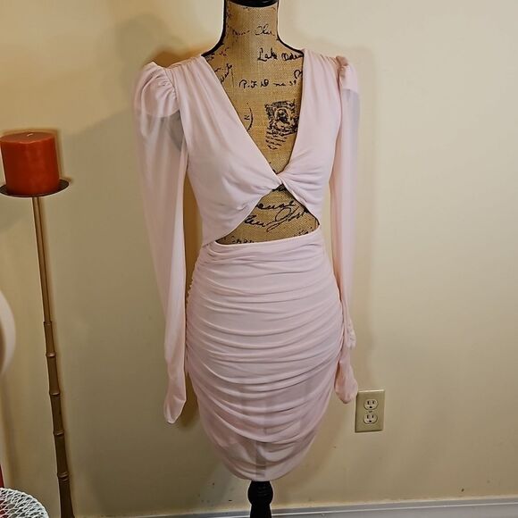 NWT Lovers + Friends pink ruched cut out dress size Small - Picture 3 of 15